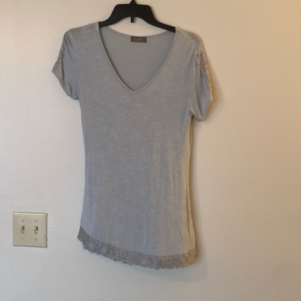 Long waste tee shirt